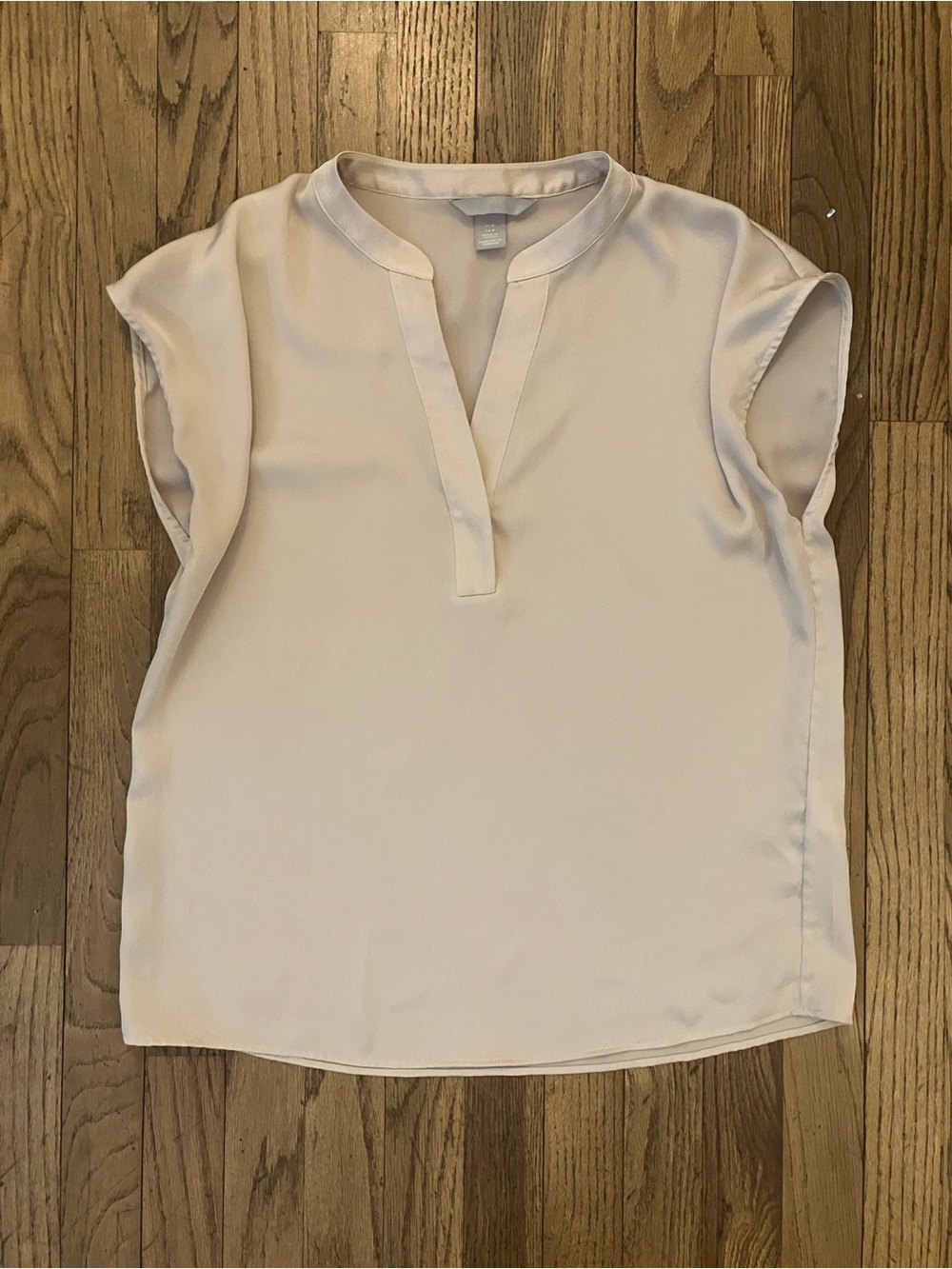 H&M Cream Notch-Neck Sleeveless Blouse